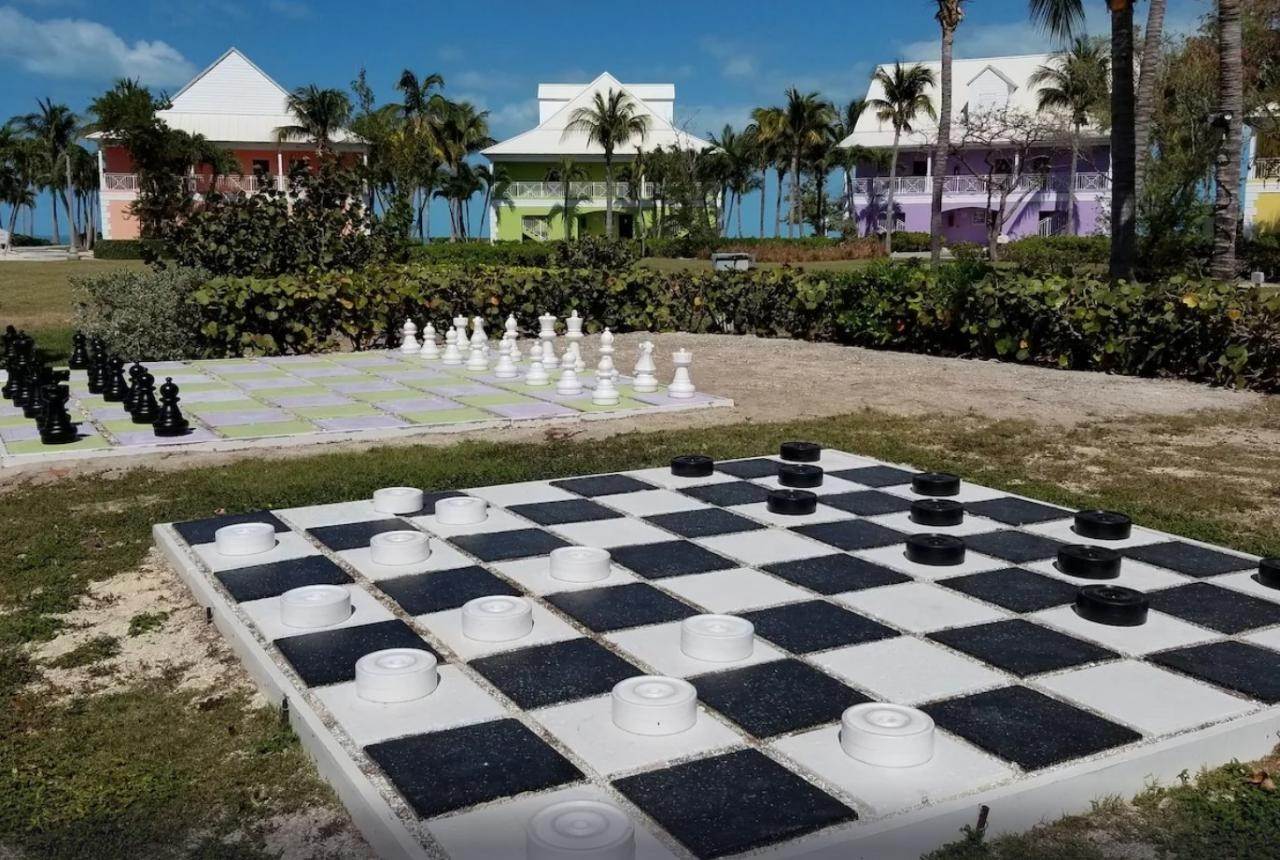 30. Condominiums por un Venta en West End, Gran Bahama Freeport Bahamas