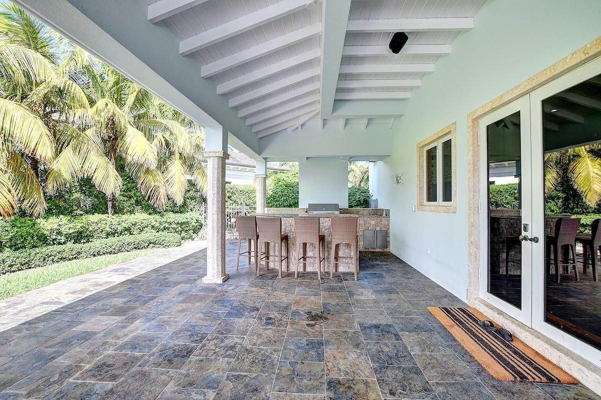23. Single Family Homes for Rent at Paradise Island, Nassau and Paradise Island Bahamas