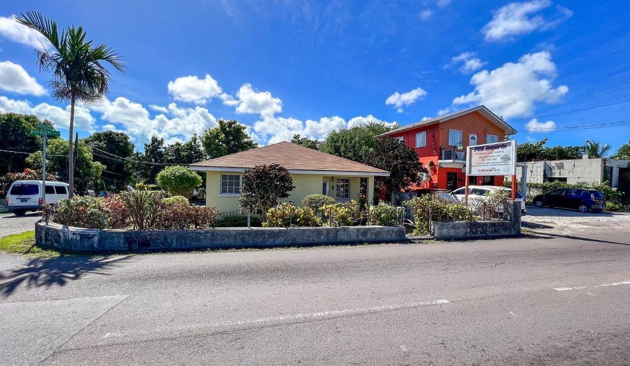 19. Single Family Homes for Sale at 45 & 46 Pyfrom Road Pyfroms Addition, Nassau and Paradise Island Bahamas